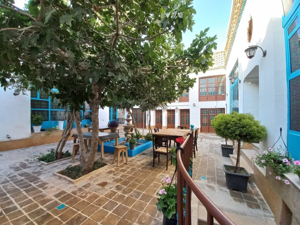 اقامتگاه سنتی طاها اصفهان