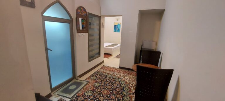 اقامتگاه سنتی طاها اصفهان
